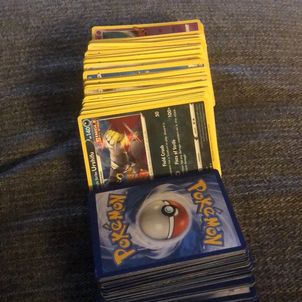 250+ Pokemon Cards Lot 250 Pokemon Trading Cards Collection random mystery pack - Picture 2 of 2